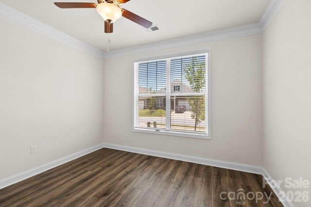 48 Thornberry Road, Hendersonville, NC 28792