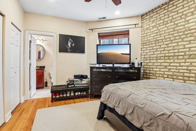 1623 W North Shore Avenue 3, Chicago, IL 60626