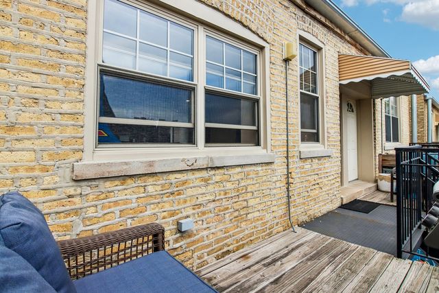 1623 W North Shore Avenue 3, Chicago, IL 60626
