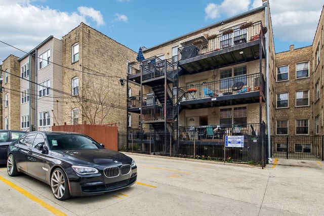 1623 W North Shore Avenue 3, Chicago, IL 60626