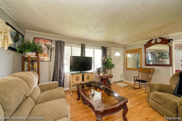 23733 Champaign Street, Taylor, MI 48180