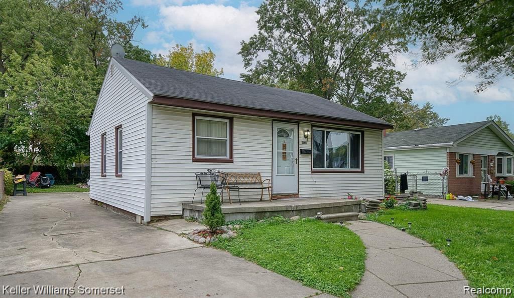 23733 Champaign Street, Taylor, MI 48180