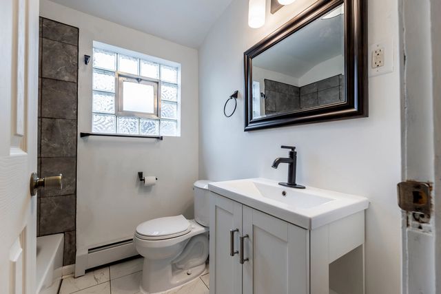 6519 S Oakley Avenue, Chicago, IL 60636