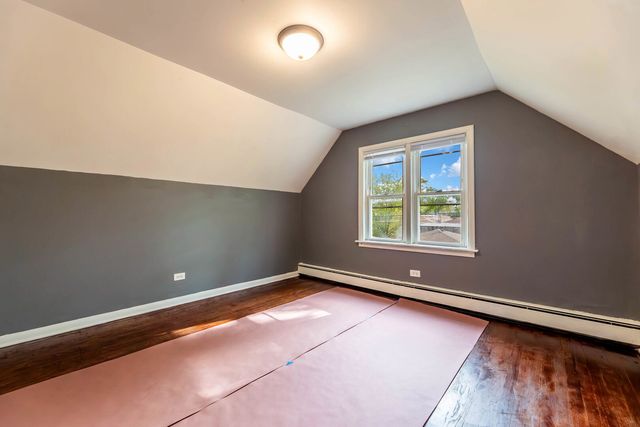 6519 S Oakley Avenue, Chicago, IL 60636