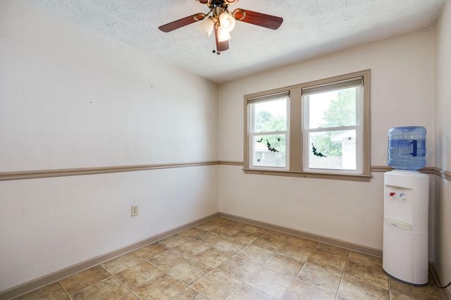 18 Sunset Drive 18 Sunset Drive, Medway, OH 45341