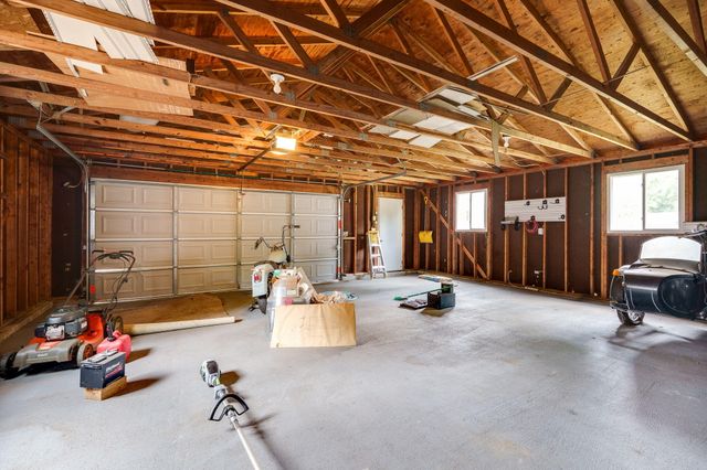 18 Sunset Drive 18 Sunset Drive, Medway, OH 45341