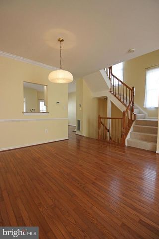 11799 VALLEY RIDGE CIR, Fairfax, VA 22033