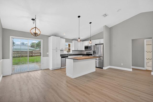 3 SERENADE PLACE, Palm Coast, FL 32164