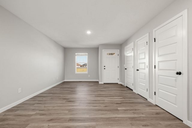 829 S Parkside Circle, Nixa, MO 65714