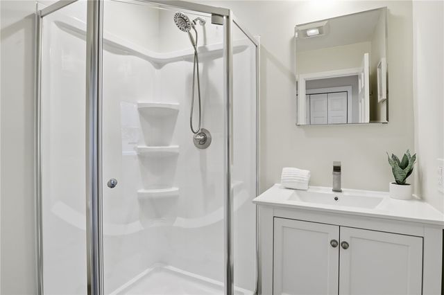 11 Golf Avenue, Pittsford, NY 14534