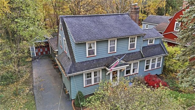 11 Golf Avenue, Pittsford, NY 14534