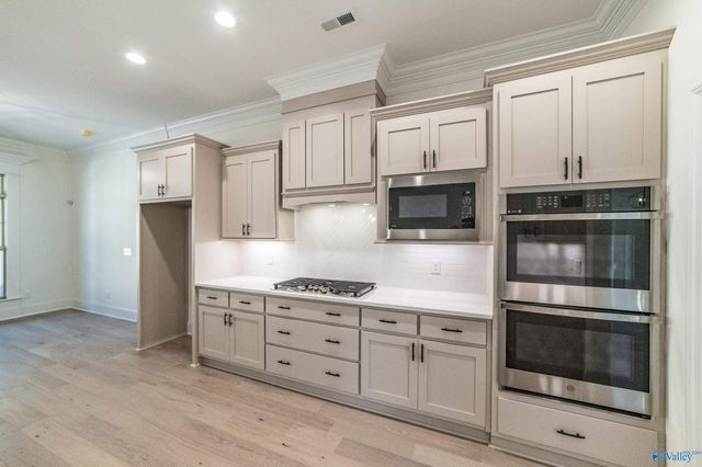 9117 Wagon Pass Way, Owens Cross Roads, AL 35763