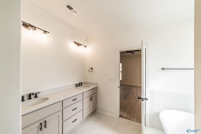 9117 Wagon Pass Way, Owens Cross Roads, AL 35763