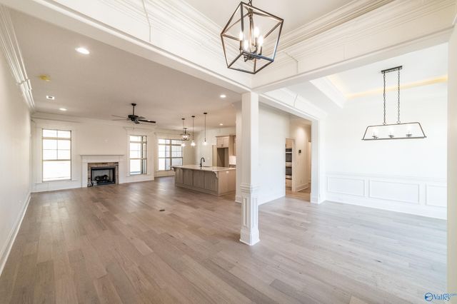 9117 Wagon Pass Way, Owens Cross Roads, AL 35763