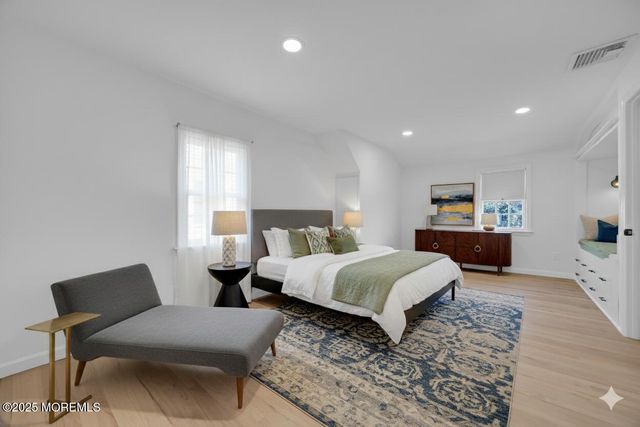 72 Kempson Place, Metuchen, NJ 08840