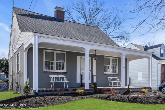 72 Kempson Place, Metuchen, NJ 08840