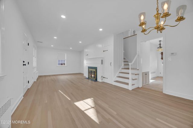 72 Kempson Place, Metuchen, NJ 08840