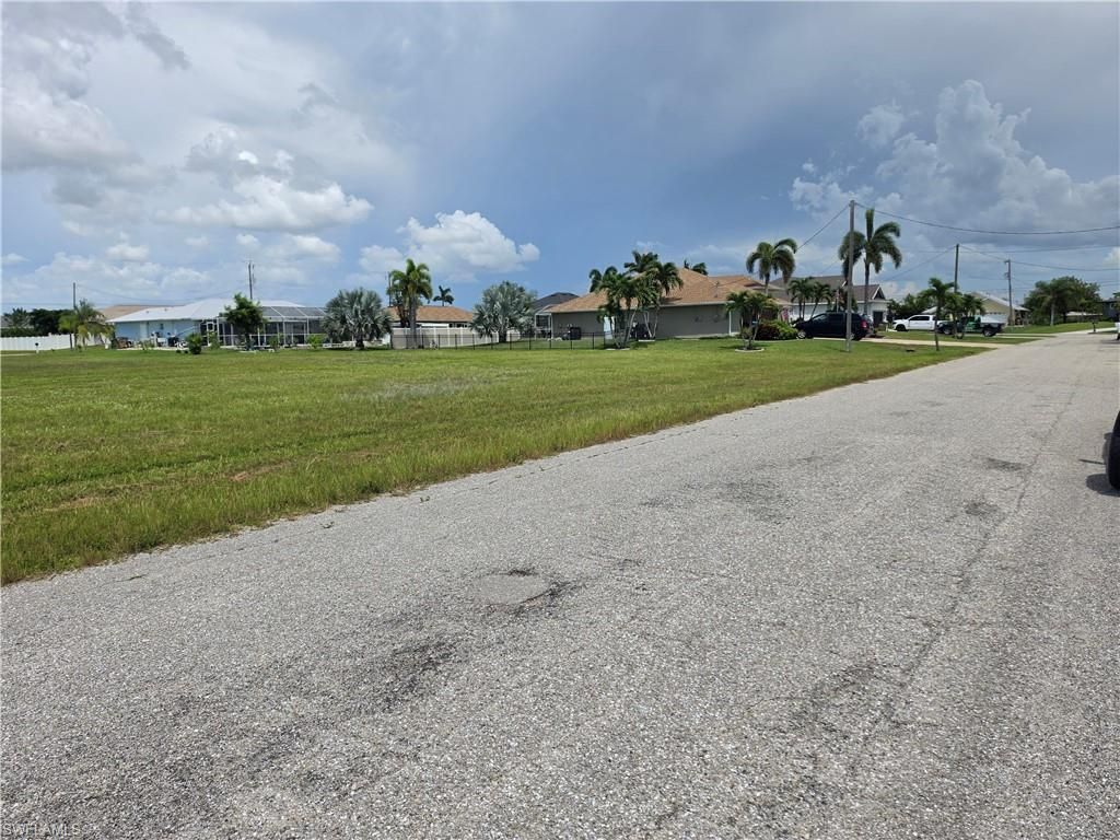 3319 4th ST, CAPE CORAL, FL 33993 — photo 3
