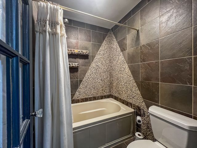 1751 Old Hillsboro Rd, Franklin, TN 37069