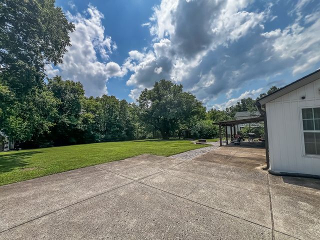 1751 Old Hillsboro Rd, Franklin, TN 37069