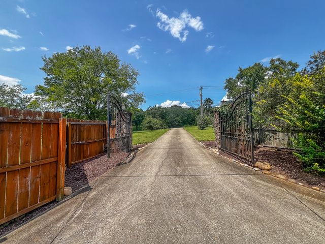 1751 Old Hillsboro Rd, Franklin, TN 37069