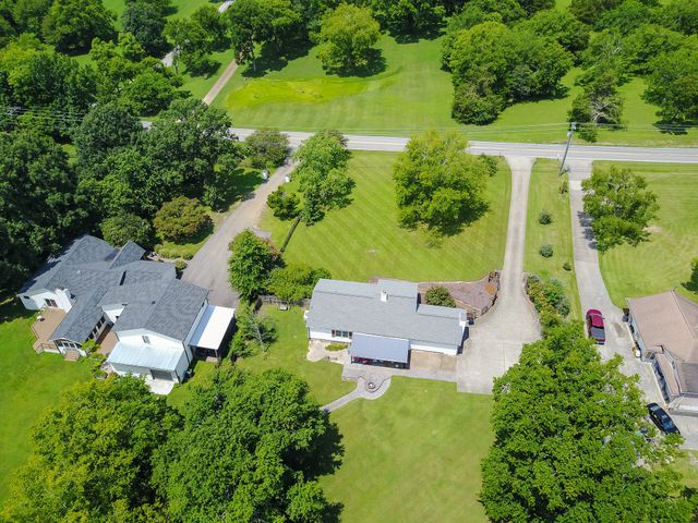 1751 Old Hillsboro Rd, Franklin, TN 37069