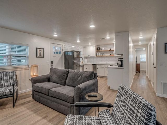 316 N L Street, Eufaula, OK 74432