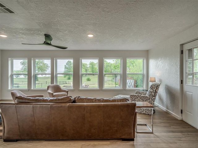 316 N L Street, Eufaula, OK 74432