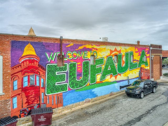 316 N L Street, Eufaula, OK 74432