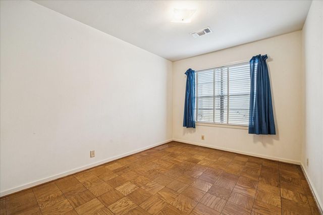 1733 Jones Street, Rosenberg, TX 77471