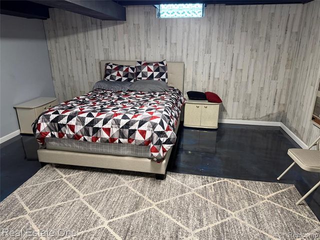 7423 17 Mile Road, Sterling Heights, MI 48313