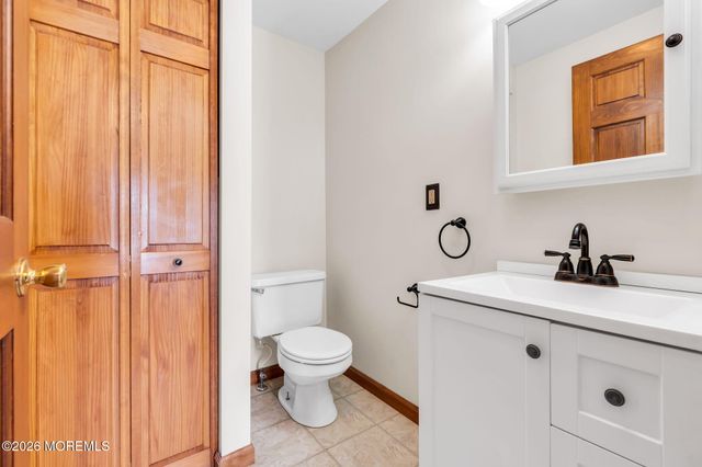 63 Broadway, Keyport, NJ 07735