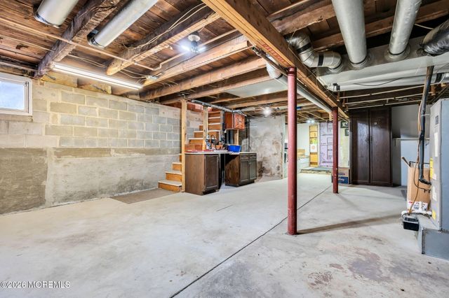 63 Broadway, Keyport, NJ 07735