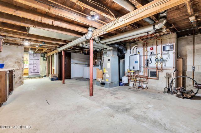 63 Broadway, Keyport, NJ 07735