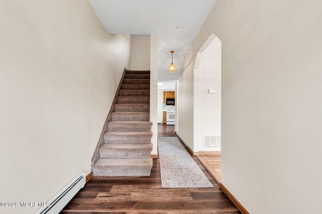 63 Broadway, Keyport, NJ 07735