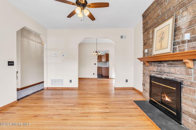 63 Broadway, Keyport, NJ 07735