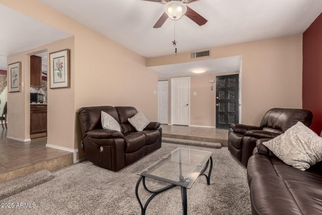 3529 W SAINT MORITZ Lane, Phoenix, AZ 85053