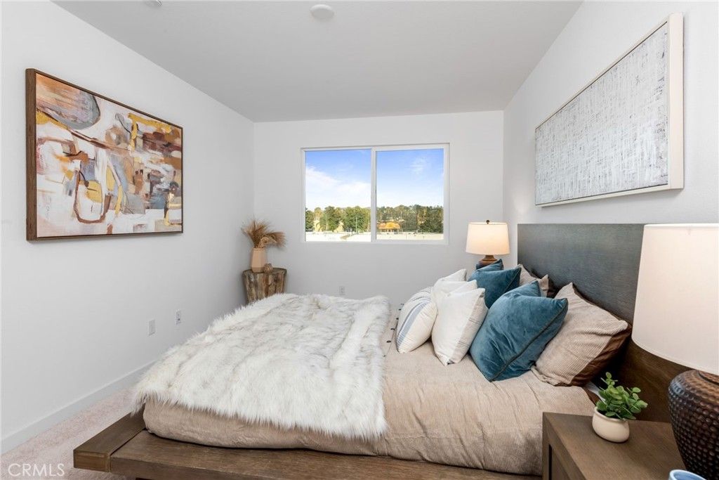 Image 39 of property listing at 1114 Santo Antonio Drive, Colton, CA 92324