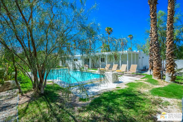 2405 E Francis Drive, Palm Springs, CA 92262