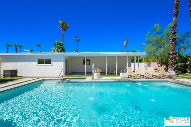 2405 E Francis Drive, Palm Springs, CA 92262