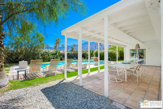 2405 E Francis Drive, Palm Springs, CA 92262