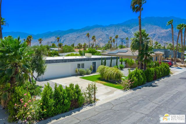 2405 E Francis Drive, Palm Springs, CA 92262