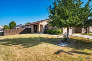 1983 Shire Meadows, New Braunfels, TX 78130