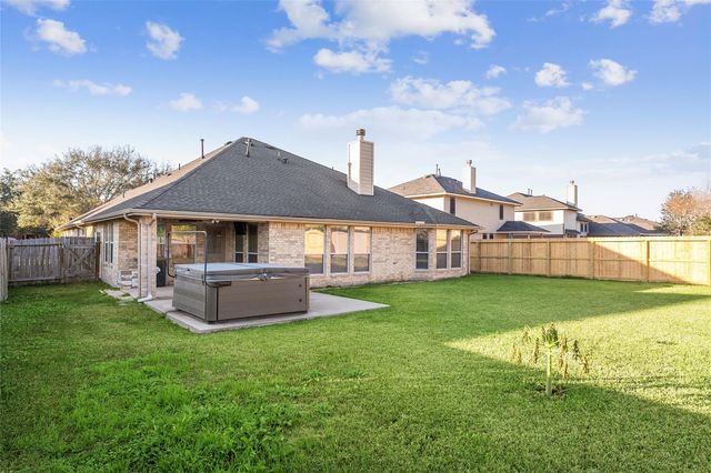8723 Rocky Knoll Lane, Rosenberg, TX 77469