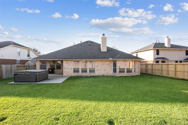 8723 Rocky Knoll Lane, Rosenberg, TX 77469