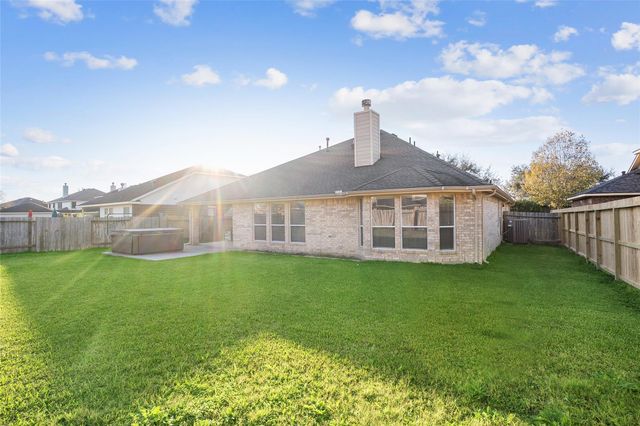 8723 Rocky Knoll Lane, Rosenberg, TX 77469