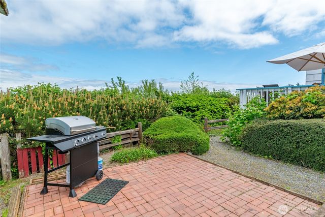 3224 SW Scenic Heights Street, Oak Harbor, WA 98277
