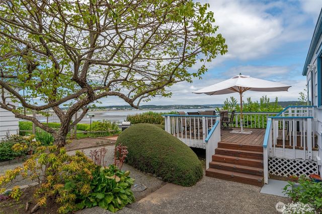 3224 SW Scenic Heights Street, Oak Harbor, WA 98277