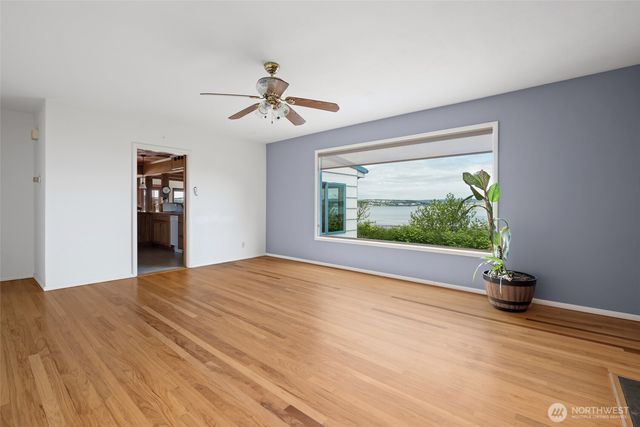 3224 SW Scenic Heights Street, Oak Harbor, WA 98277