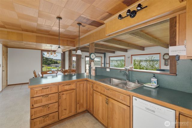 3224 SW Scenic Heights Street, Oak Harbor, WA 98277